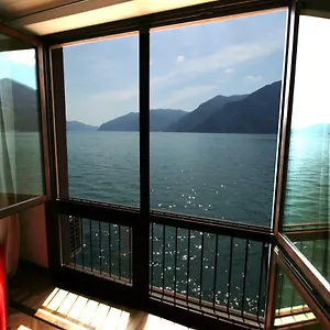 Casa vacanze Finestra Del Pescatore, Marone